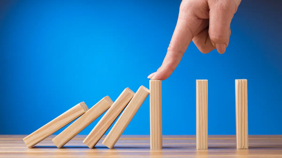 A student at Patuck-Gala College studying with focus before deadlines, symbolising productivity, time management, and overcoming procrastination.